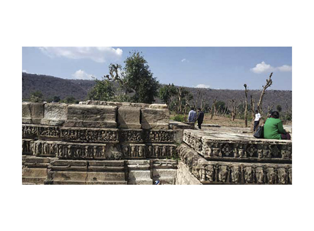 Neelkanth Temples